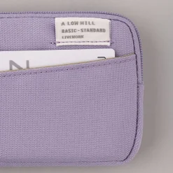 A Low Hill Basic Card Pouch