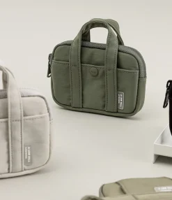 A Low Hill Pocket Card Pouch v7