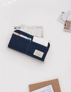 A Low Hill Stitch Pen Pouch