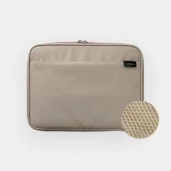 A Low Hill Tablet Pouch v6