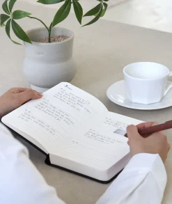 Archive Me 3 Yr Daily Diary Planner