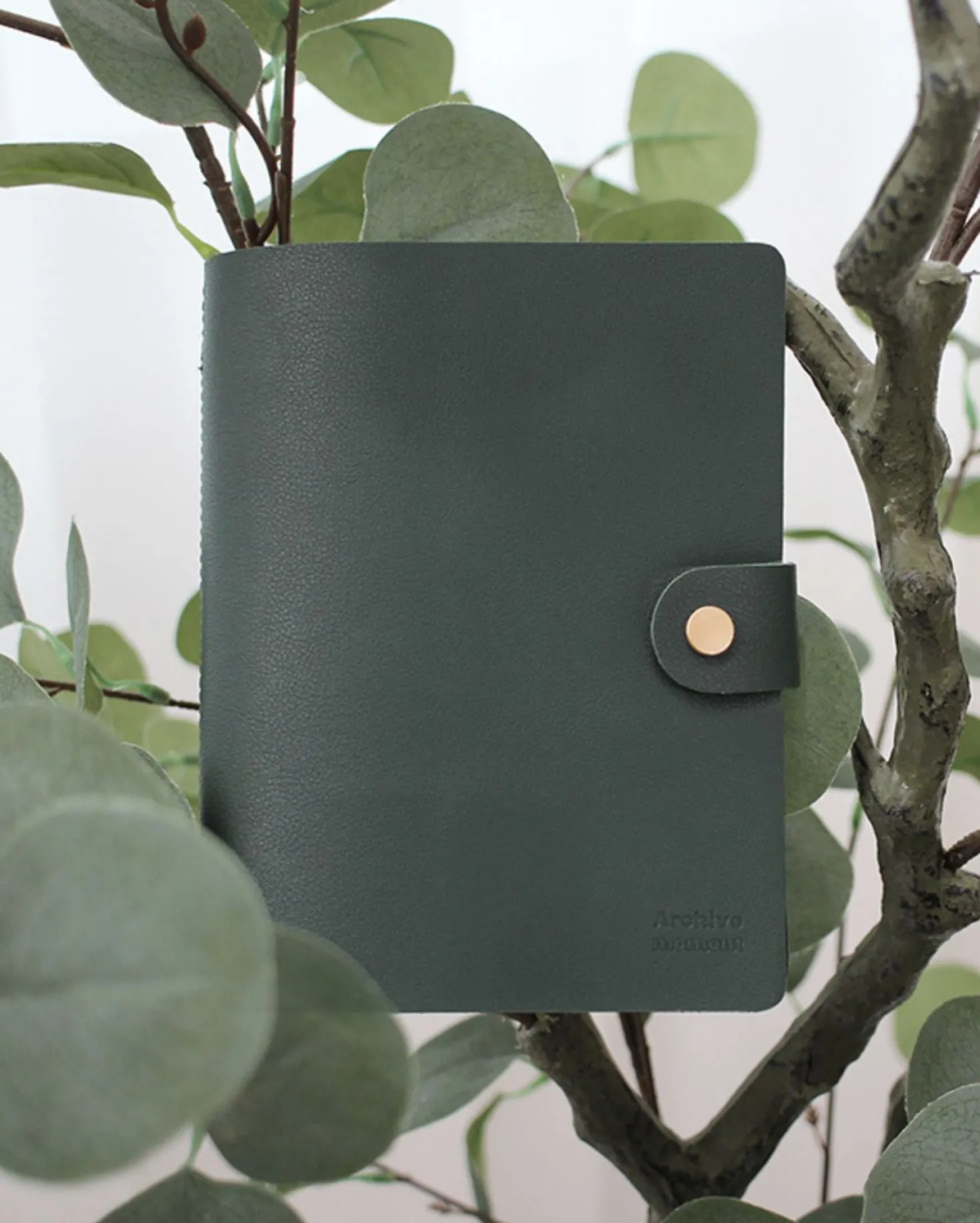 Archive Moment 4x6 Button Photo Album