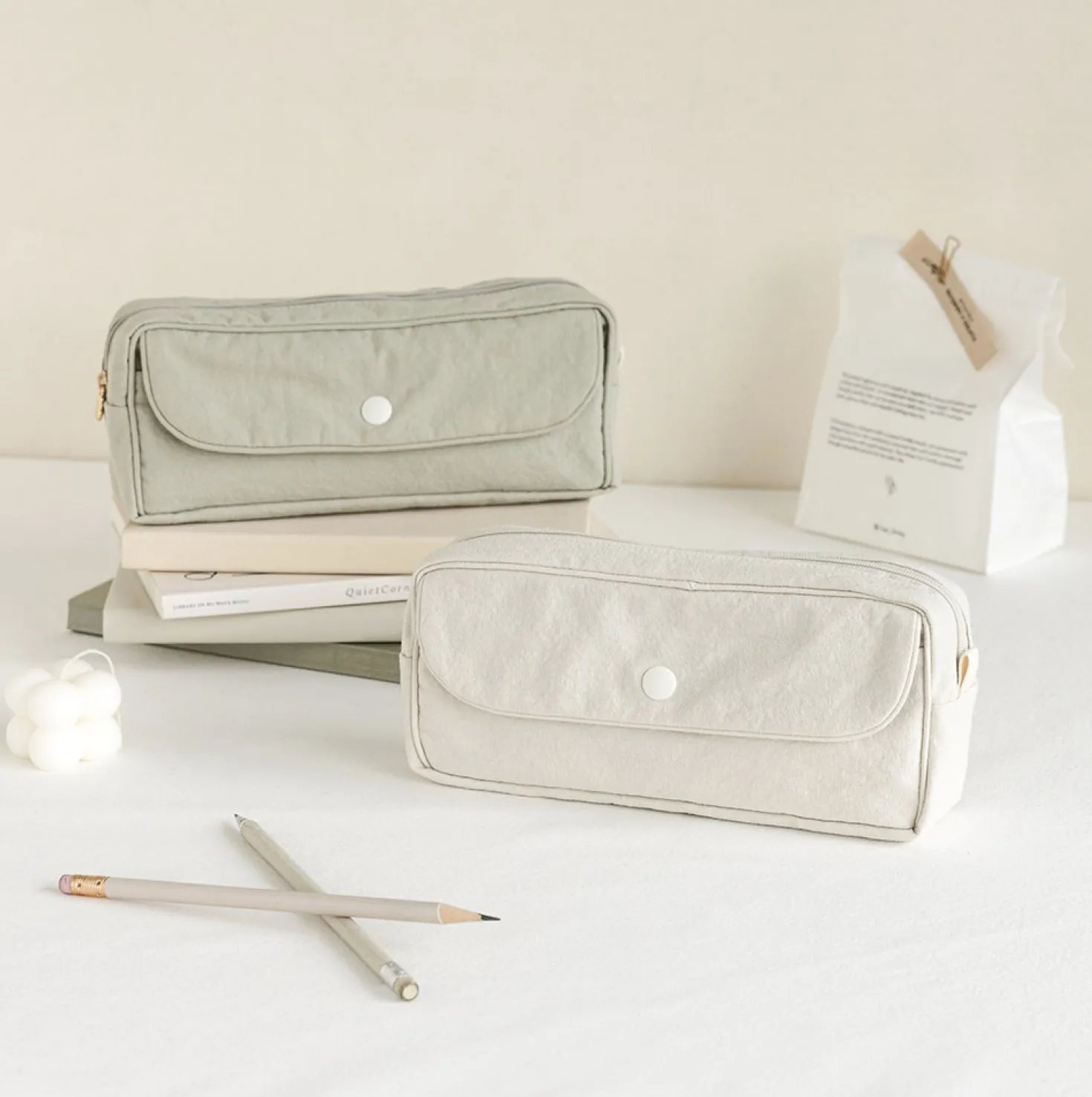 Big Piyo Snap Pen Pouch