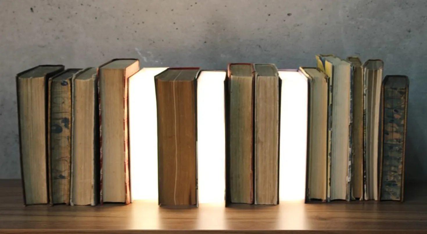 Book Lamp