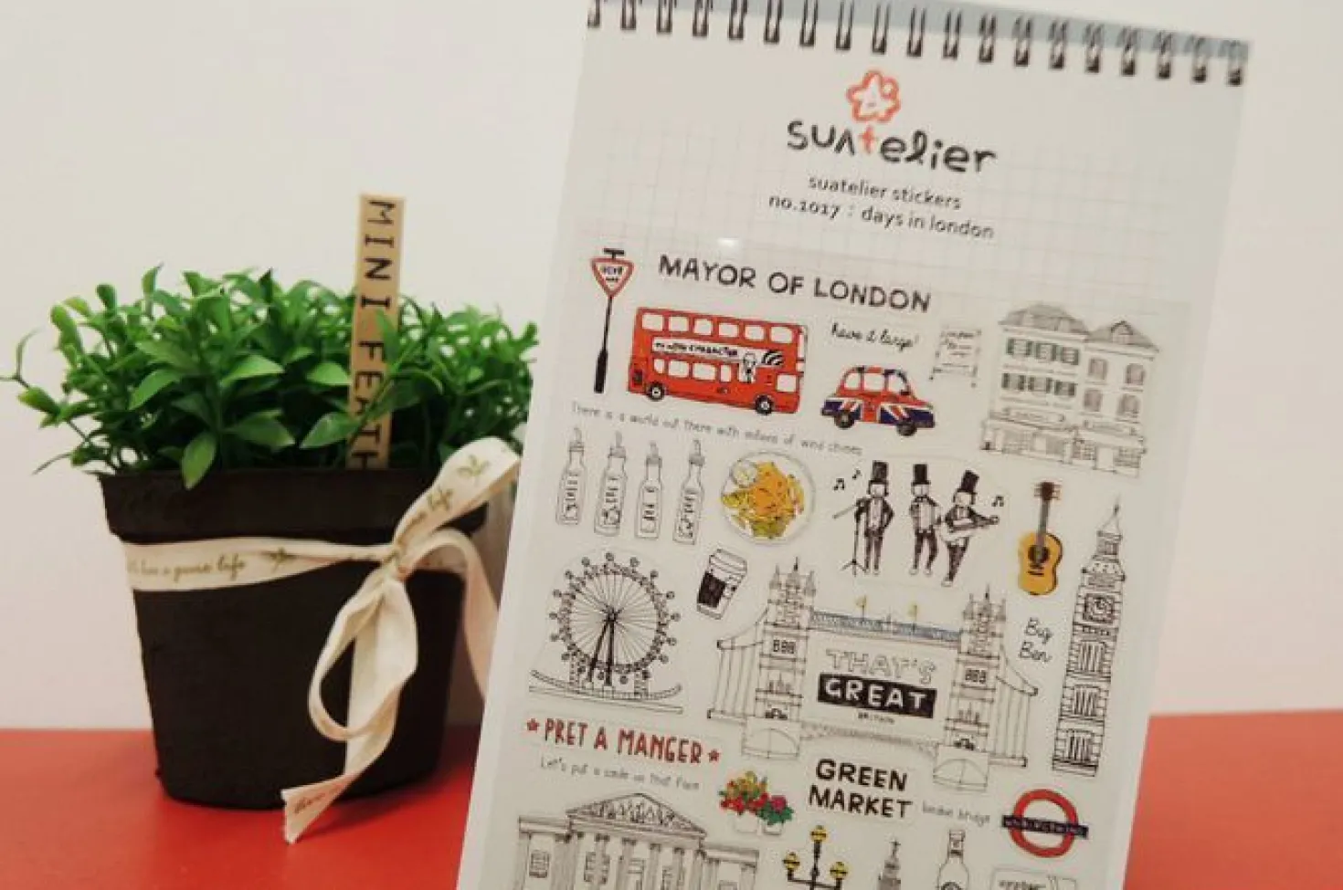 Days in London Deco Sticker