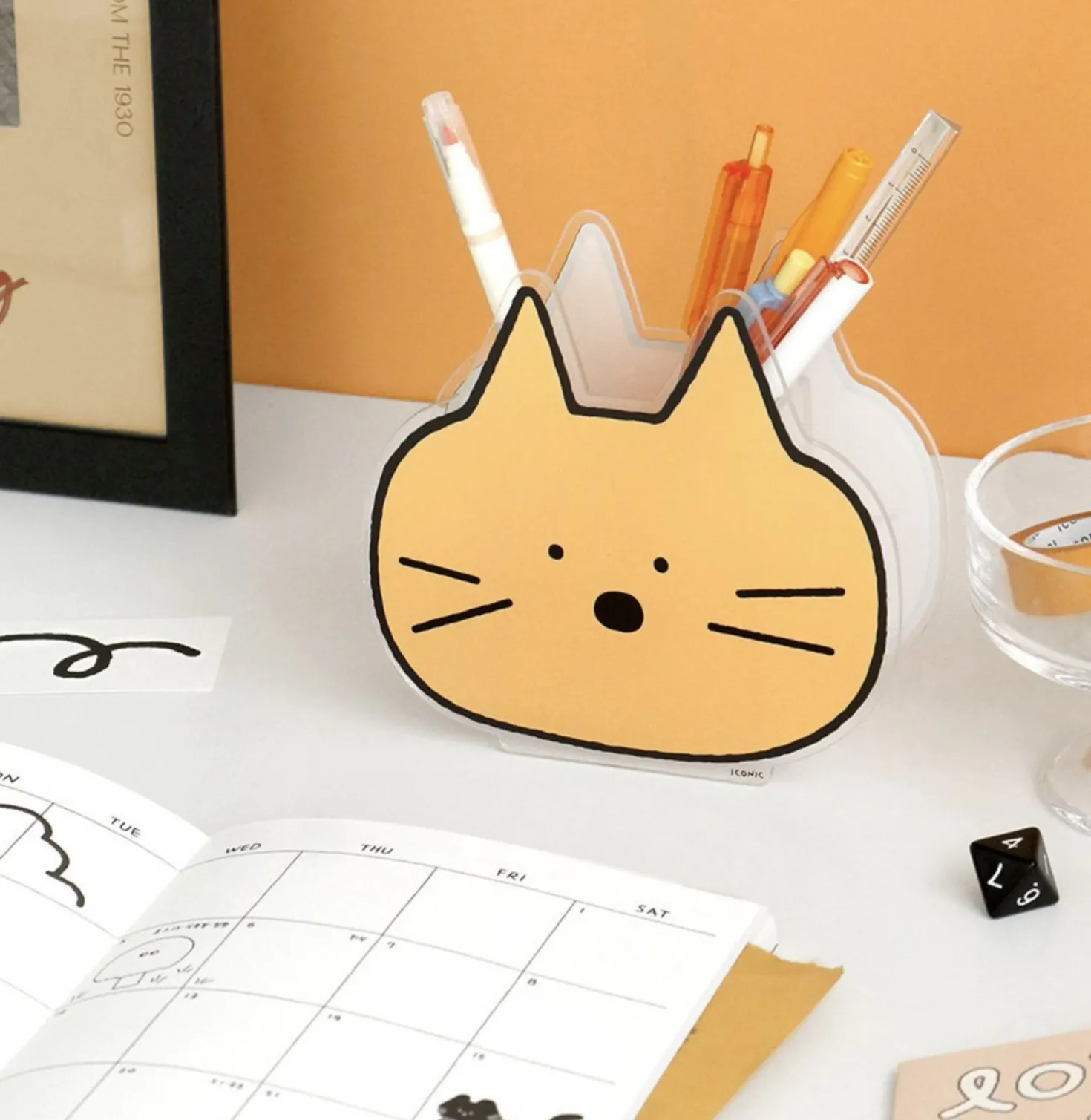 Doodle Acrylic Pen Holder