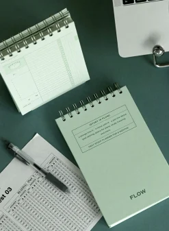 Flow Spiral Standing Study Planner