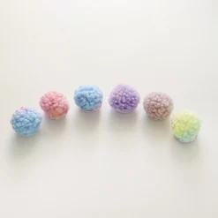 Fluffy Round Phone Grip v1