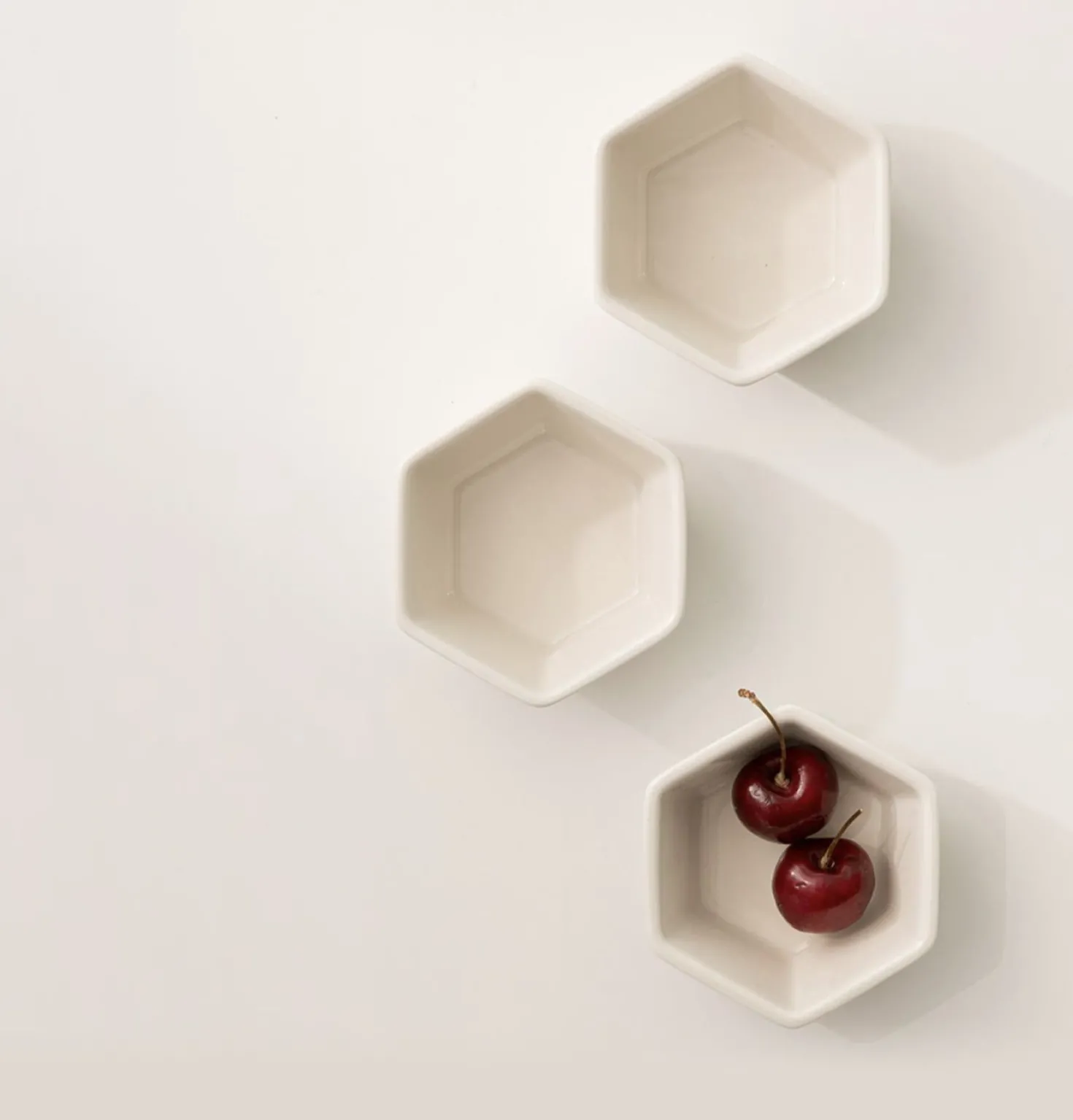 Hexagon Sauce Bowl