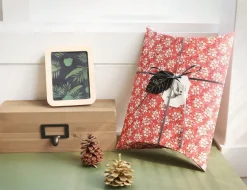 Iconic Pattern Pillow Box