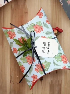 Iconic Pattern Pillow Box