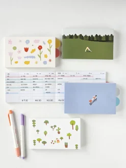 Illustrated Pocket Weekly Planner
