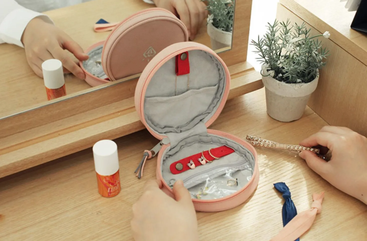 Jewelry Pouch