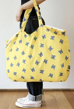 Jumbo Pattern Lightweight Shoulder Bag