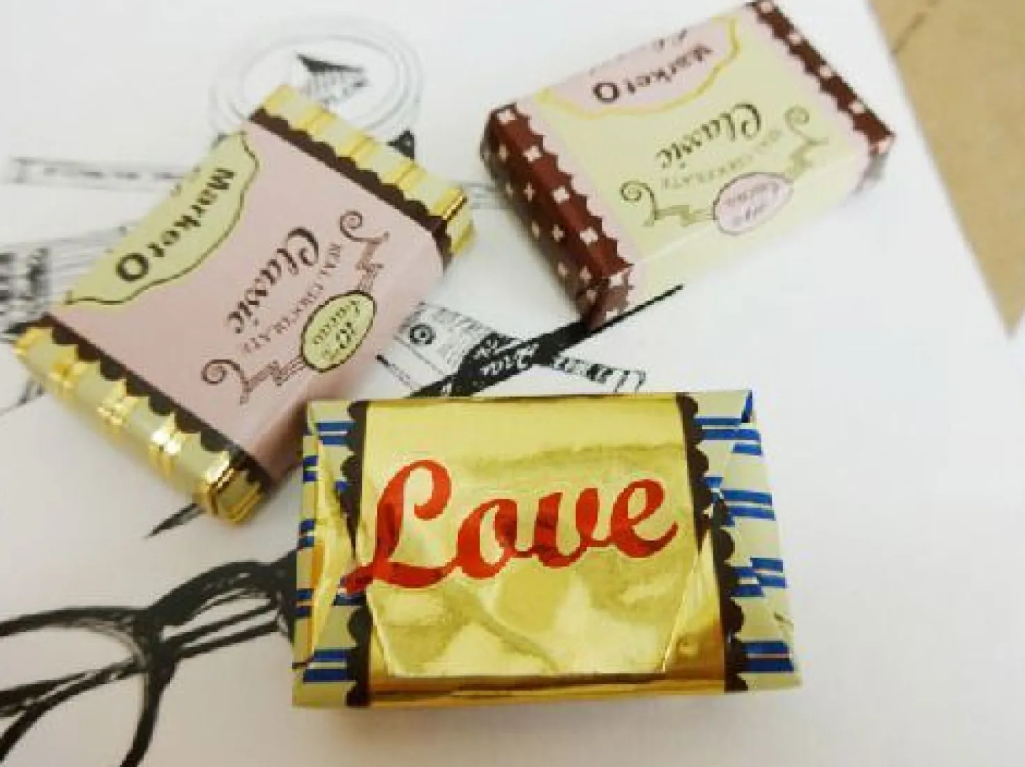 Kiss Me Deco Sticker