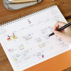 2026 Large Anne Story Desk Scheduler