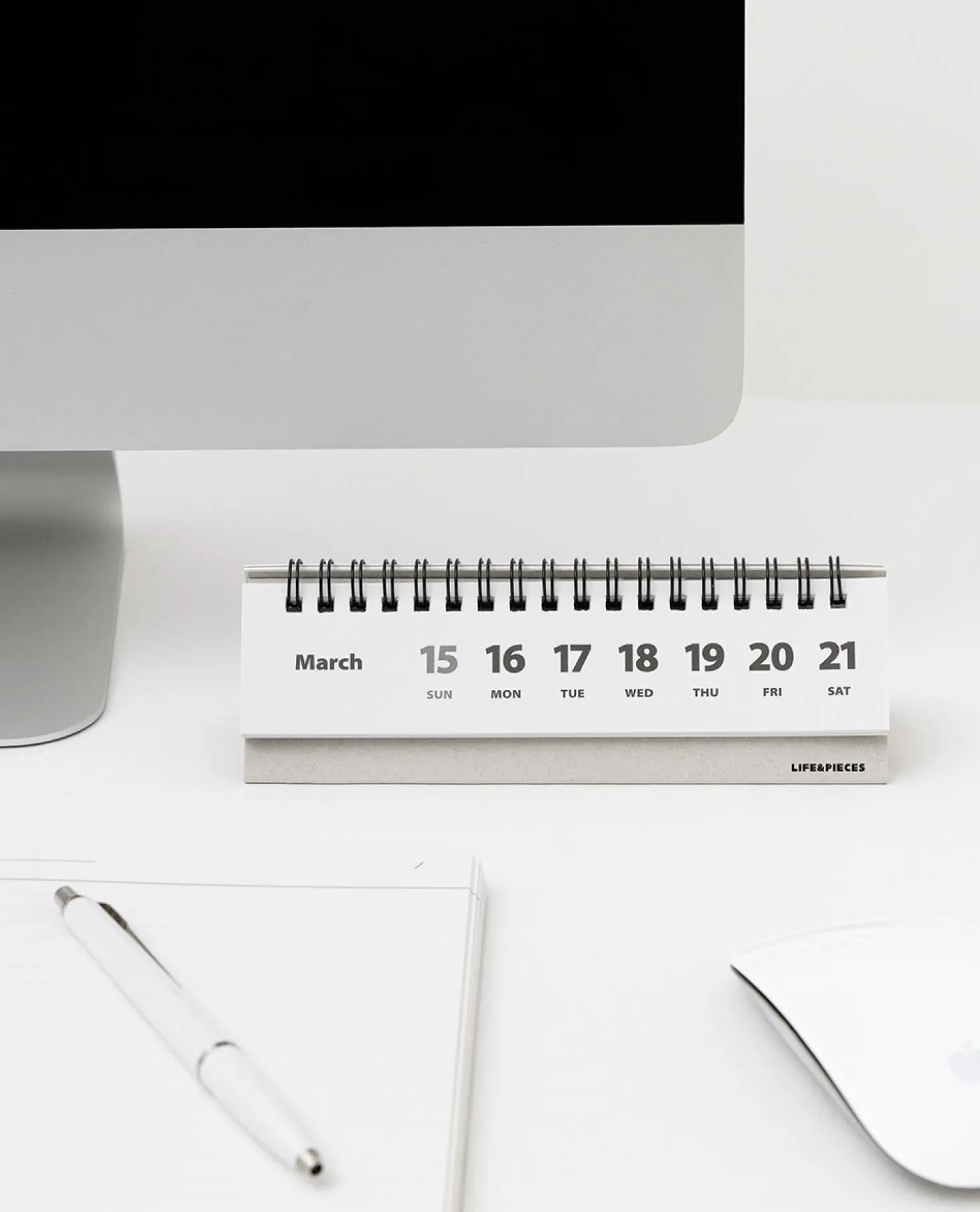 2026 Life & Pieces Weekly Calendar