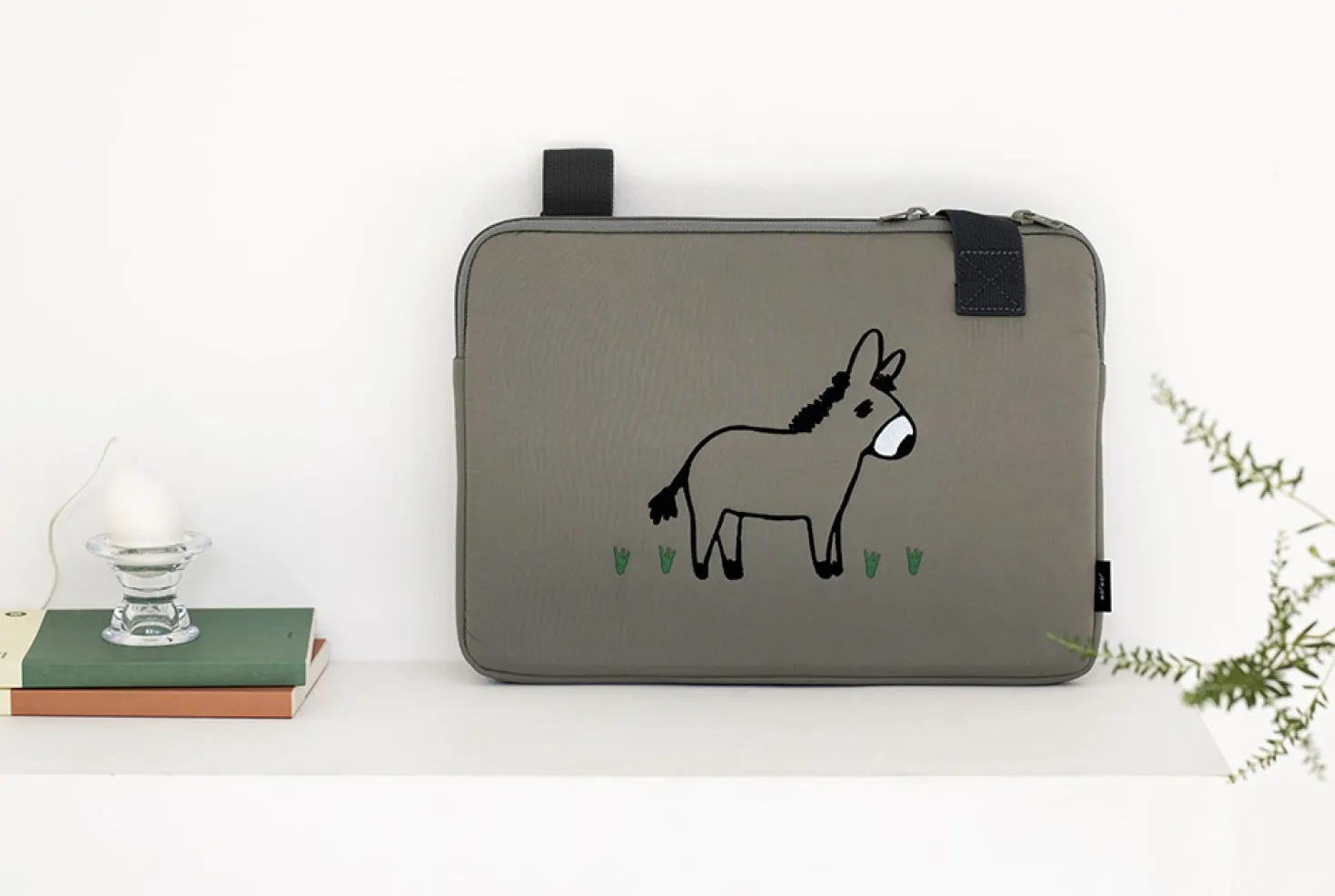Livework Buckle 11 in. Tablet Bag