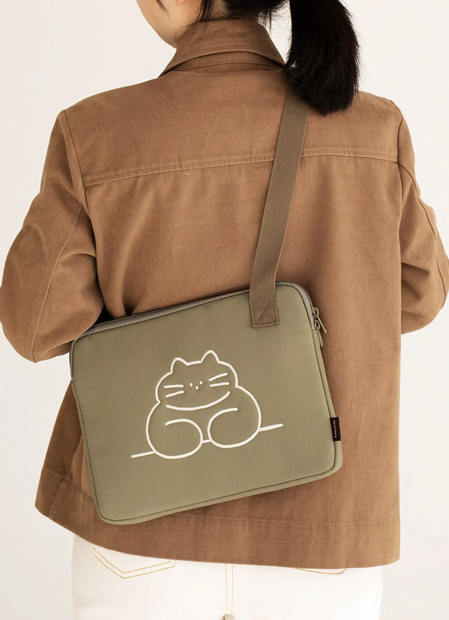 Livework Buckle 11 in. Tablet Bag
