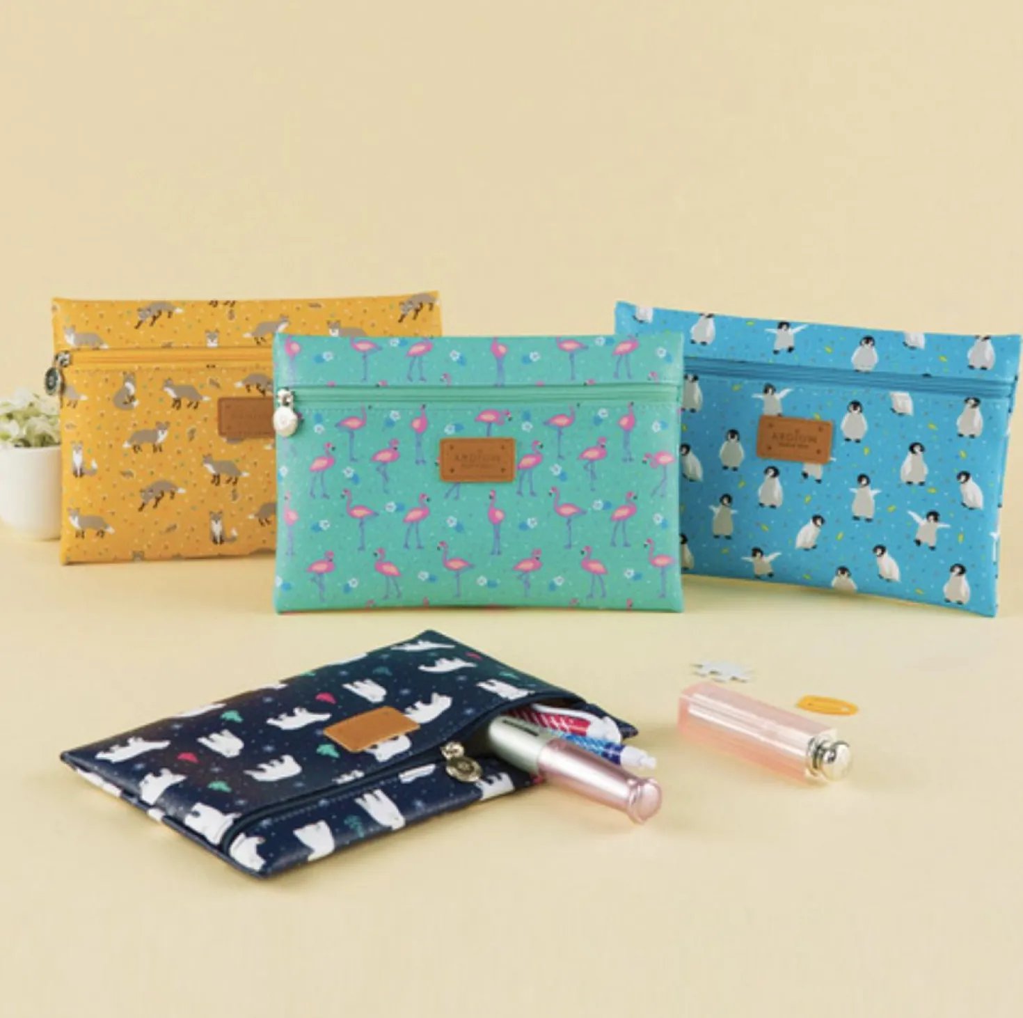 Medium Ardium Flat Pouch