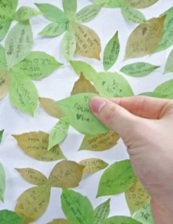 Medium Leaf Sticky Note