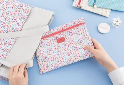 Medium Summer Mesh Flat Pouch