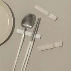 Modern Slim Chopstick Rest