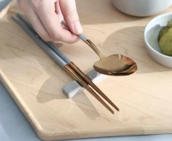 Modern Slim Chopstick Rest