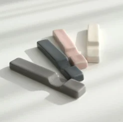 Modern Slim Chopstick Rest