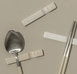 Modern Slim Chopstick Rest