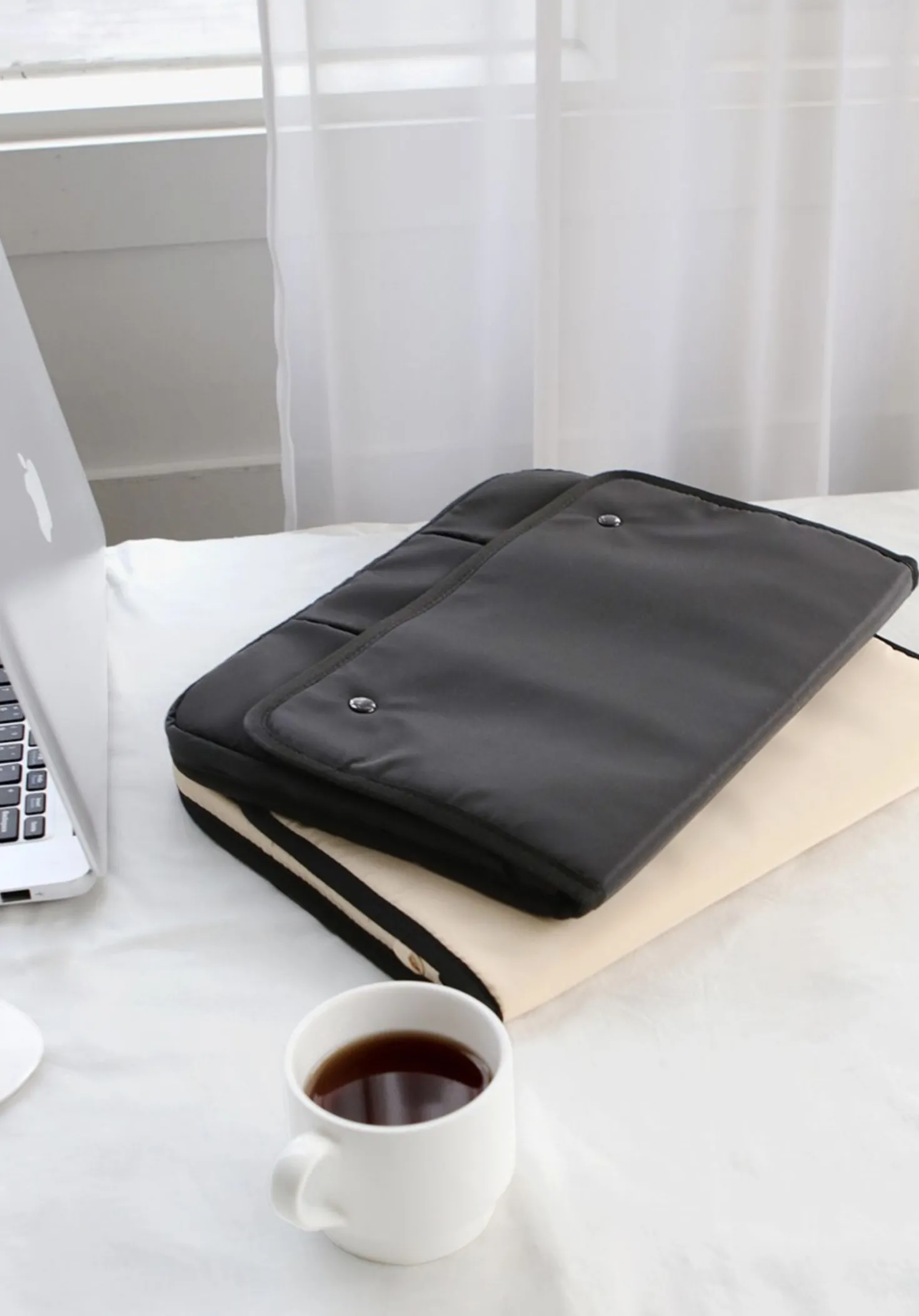 Multi Pocket 15 in. Laptop Pouch