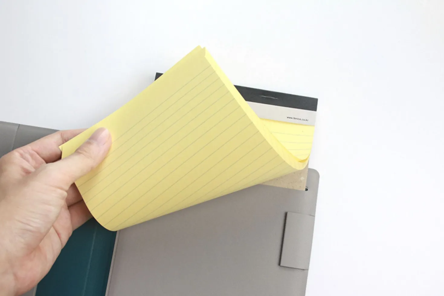 One Tone A5 Notepad Organizer