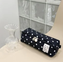 On the Table Cube Pen Pouch v2