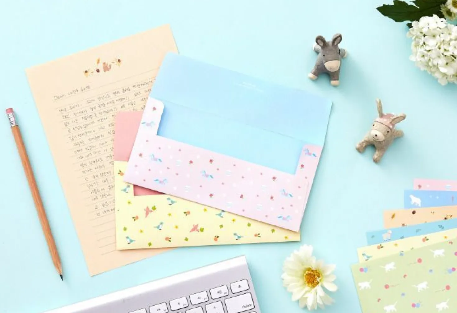 Pastel Animal Letter Set