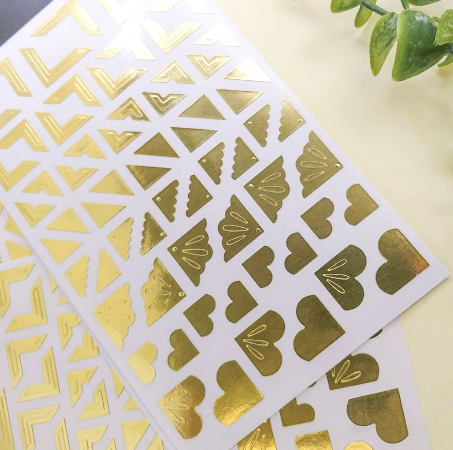 3pcs Gold Foil Corner Sticker Set
