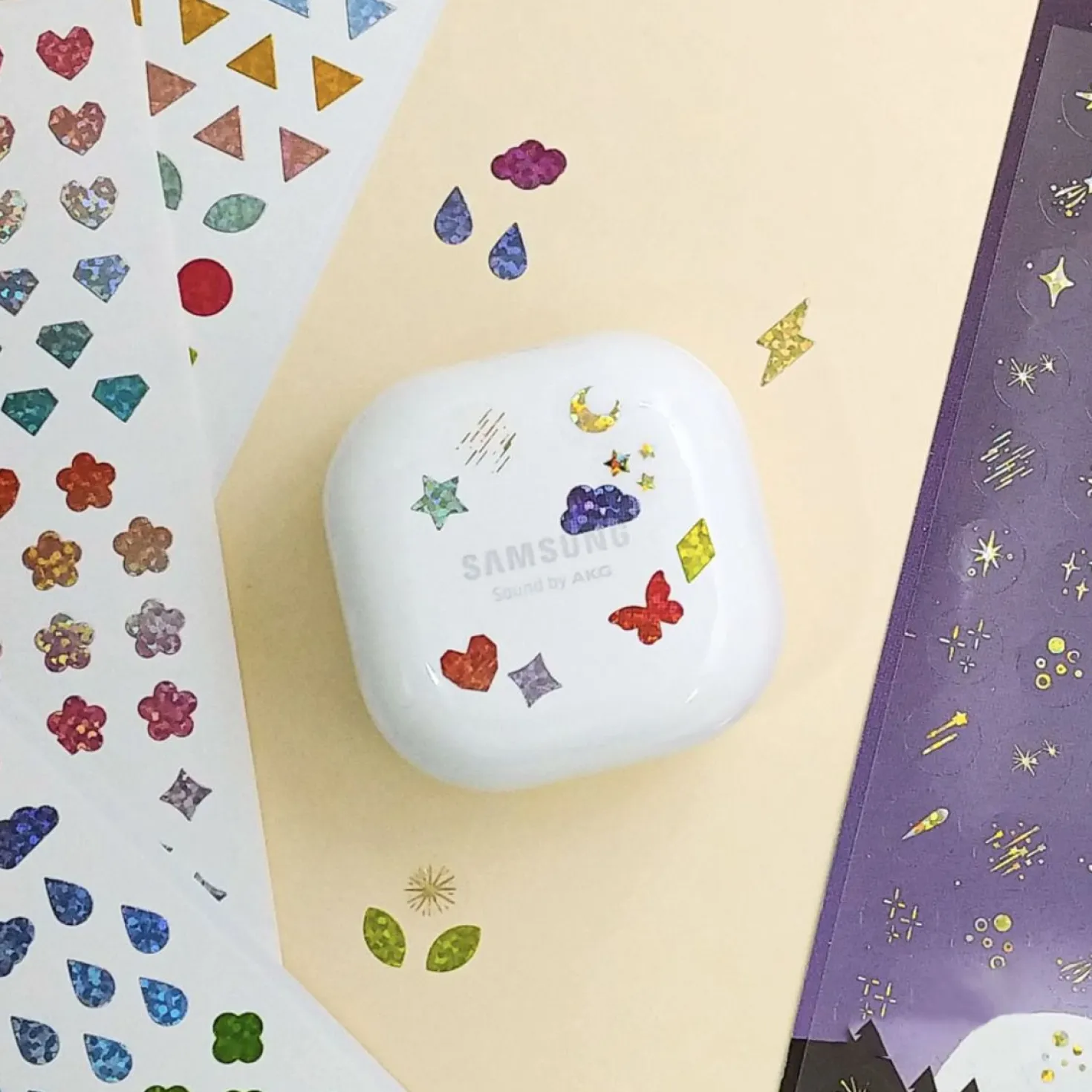 3pcs Hologram Shapes Sticker Set