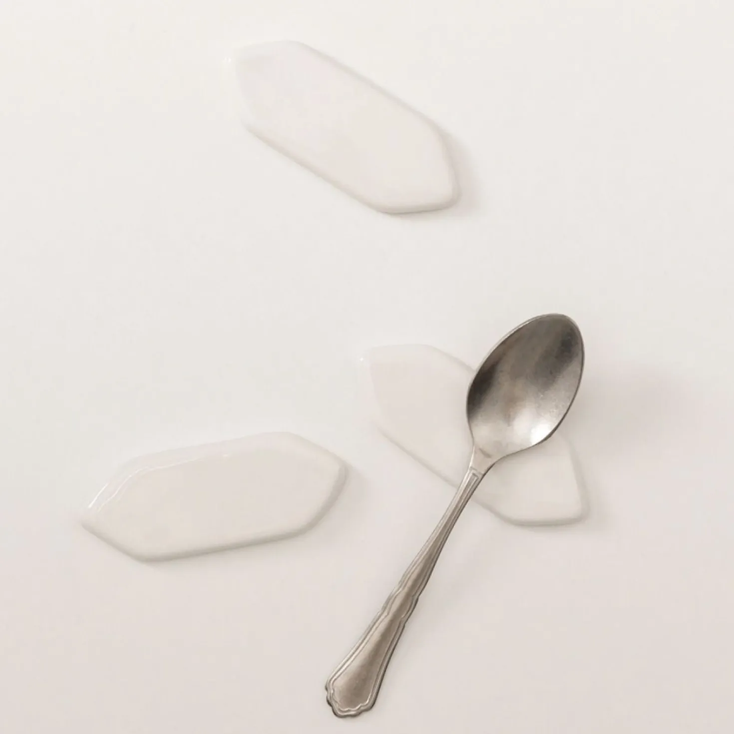 Slim Hexagon Chopstick Rest