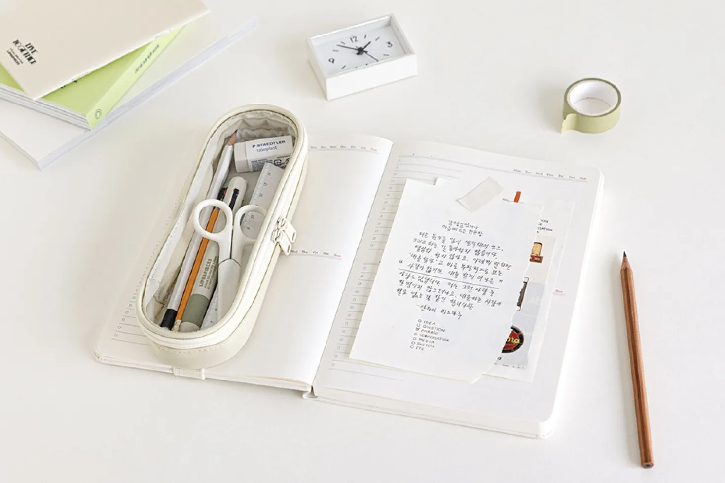 Smile Window Pen Pouch