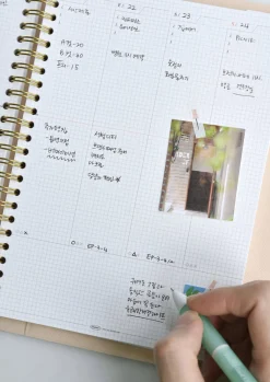 Spring Gentle Slim Fit Planner