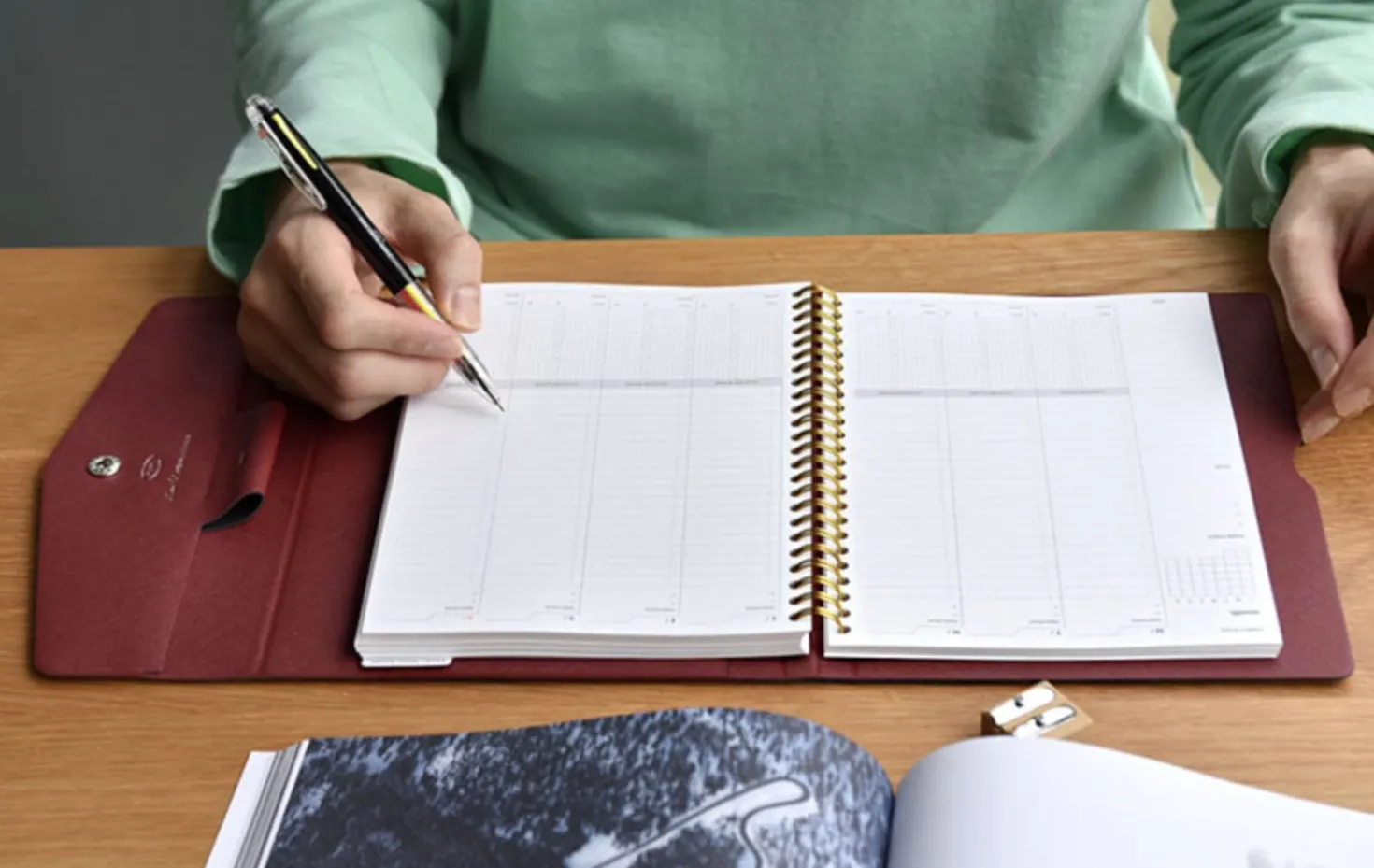 Spring Gentle Slim Fit Planner