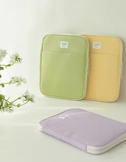 Table Talk 11 in. Pocket Laptop Pouch