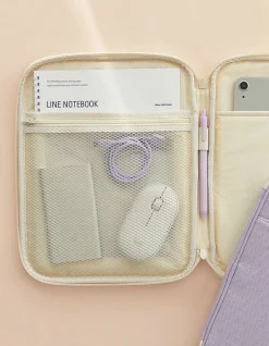 Table Talk 11 in. Pocket Laptop Pouch