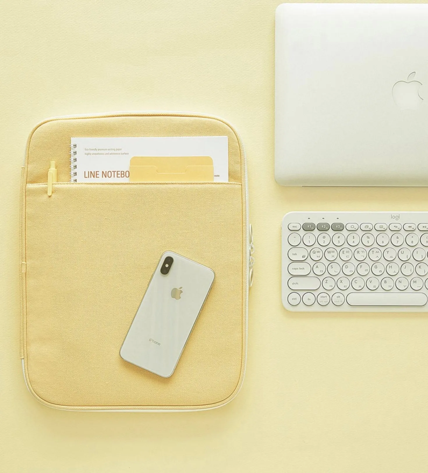 Table Talk 13 in. Pocket Laptop Pouch