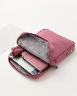 Travelus 11 in. Pouch & Screen Cloth Set