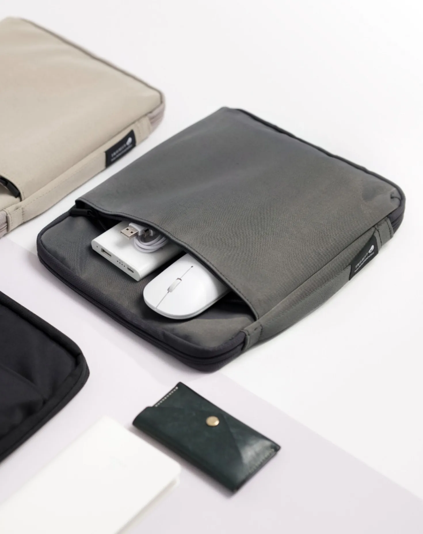 Travelus 11in. Tablet Pouch