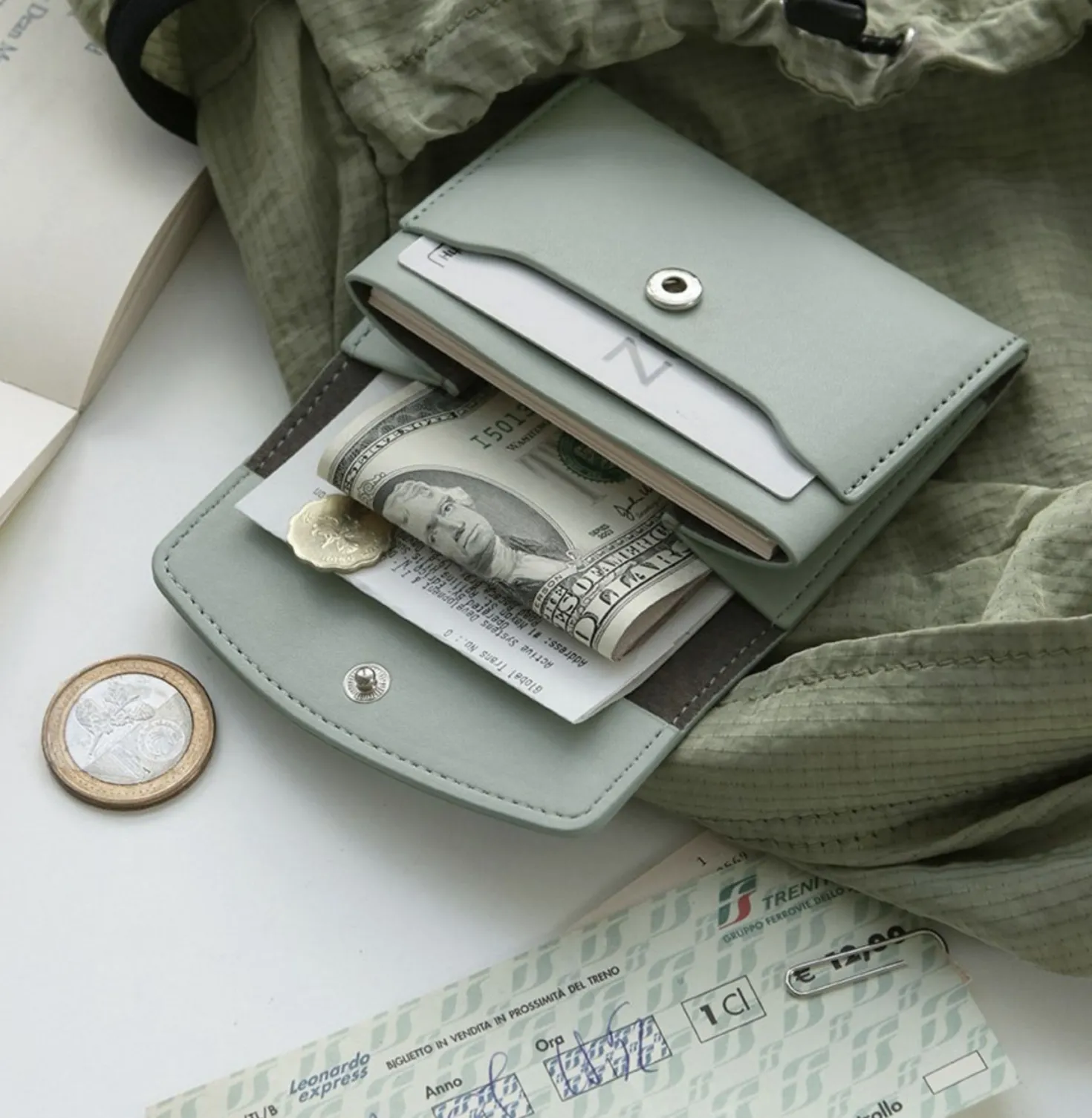 Trouvaille Half Wallet
