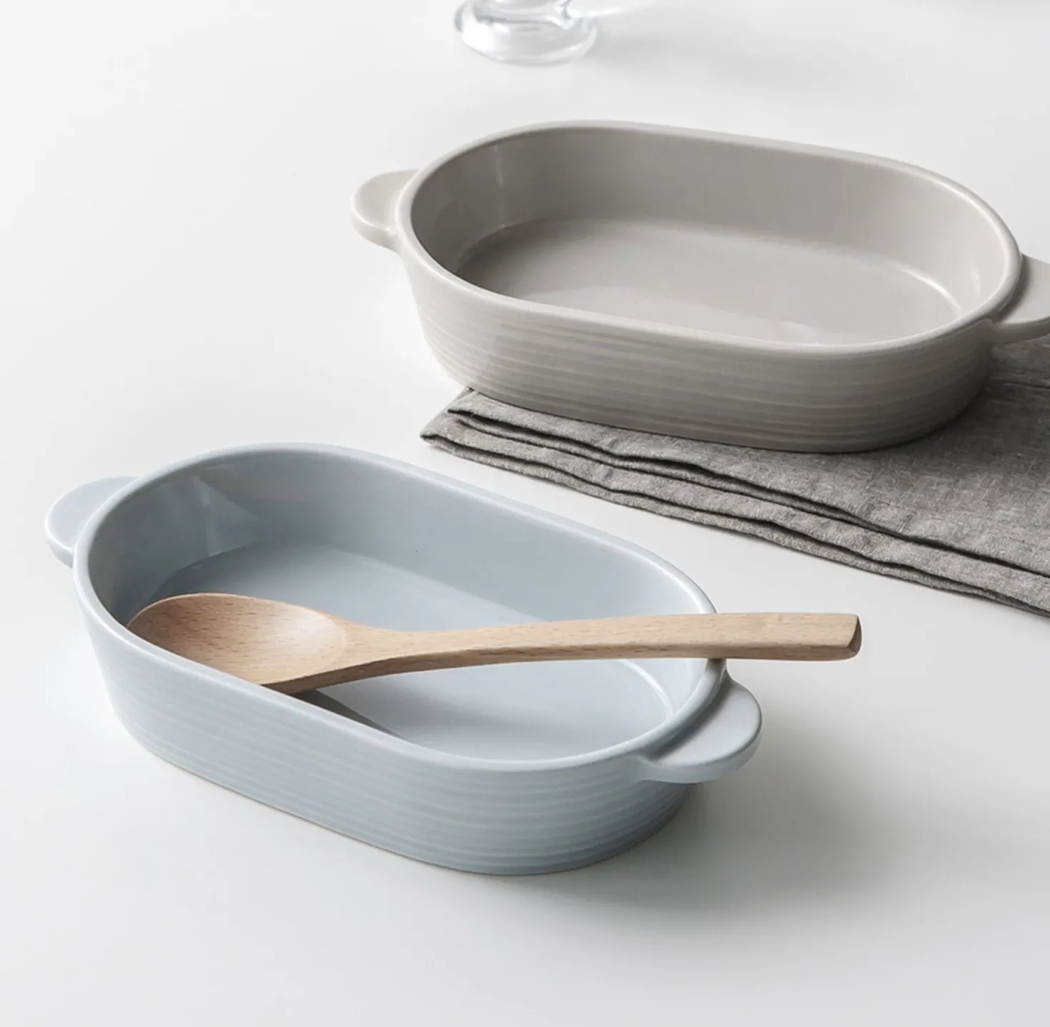 Vejle Handle Oval Bowl